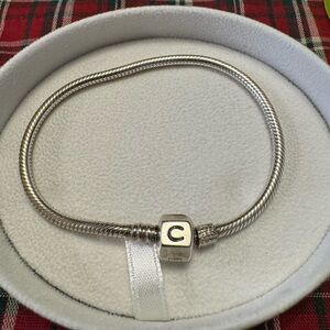 Authentic Chamilia bracelet 7.5